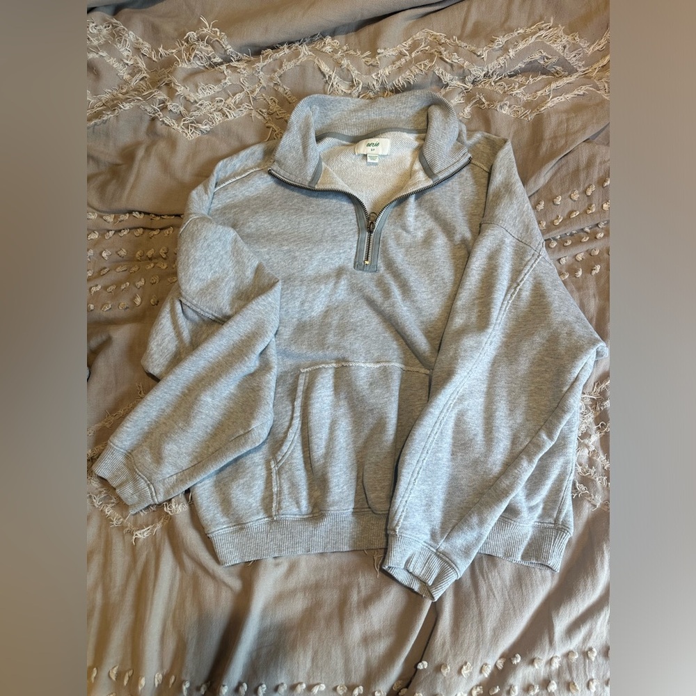 Aerie Quarter Zip Sweatshirt!